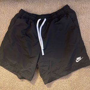Nike Men's Sportswear Sport Essentials Woven Lined Flow Shorts
